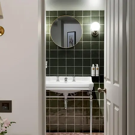 The Penn (adults Only)