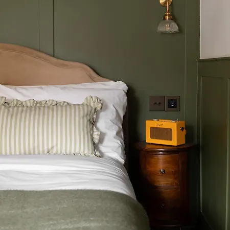 The Penn (adults Only)