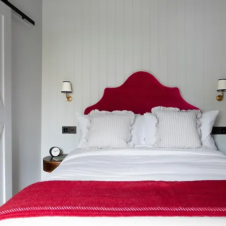 The Penn (adults Only)