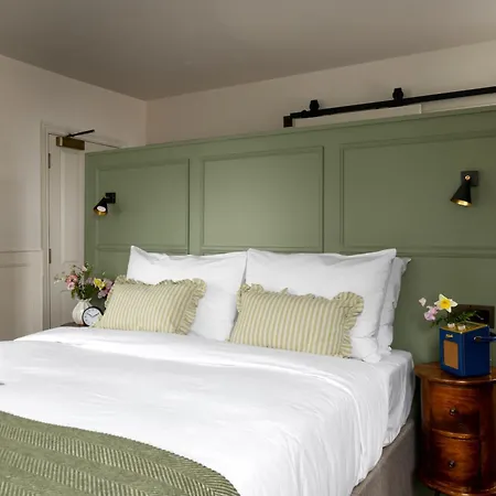 The Penn (adults Only) Penzion 4*