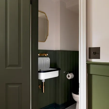 Guest house The Penn (adults Only)